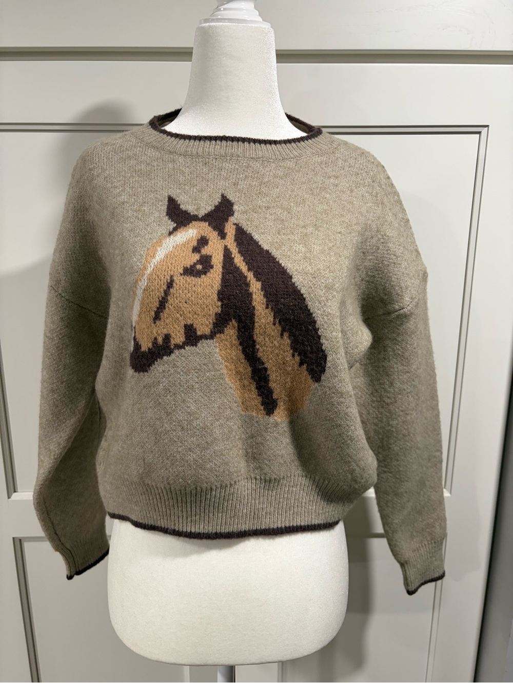 Luna Ivy Equestrian Horse Head Knit Crewneck Sweater